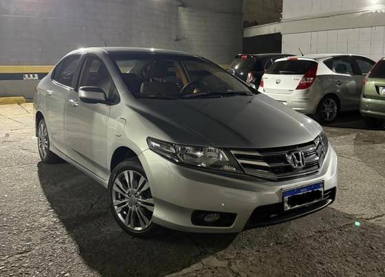 HONDA CITY 1.5 LX 16V FLEX 4P AUTOMÁTICO HONDA CITY 1.5 LX 16V FLEX 4P AUTOMÁTICO